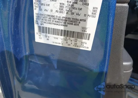 2010 Ford Escape Xlt z USA, uszkodzony, nr VIN 1FMCU9D78AKD30659